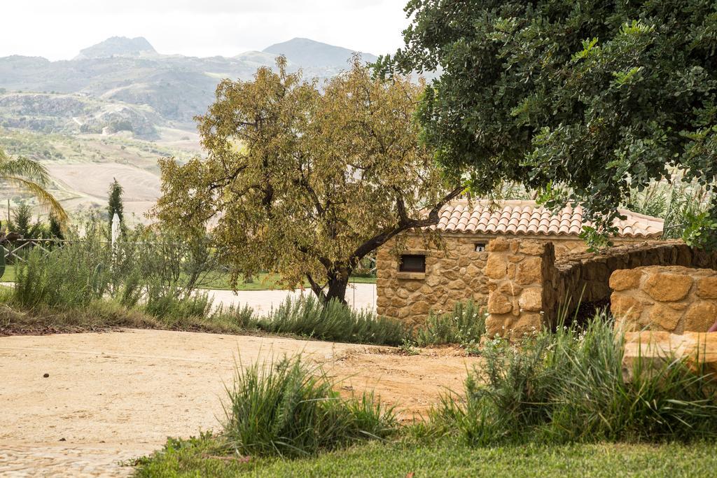 Agriturismo Feudo Muxarello Villa Aragona Exterior foto