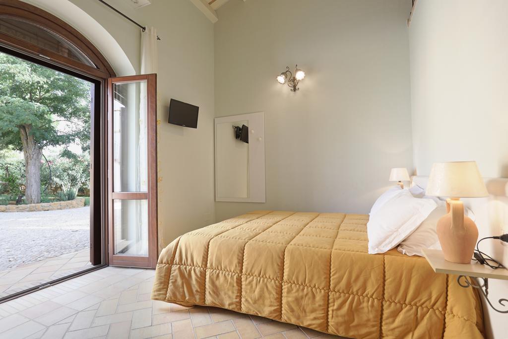 Agriturismo Feudo Muxarello Aragona Cameră foto