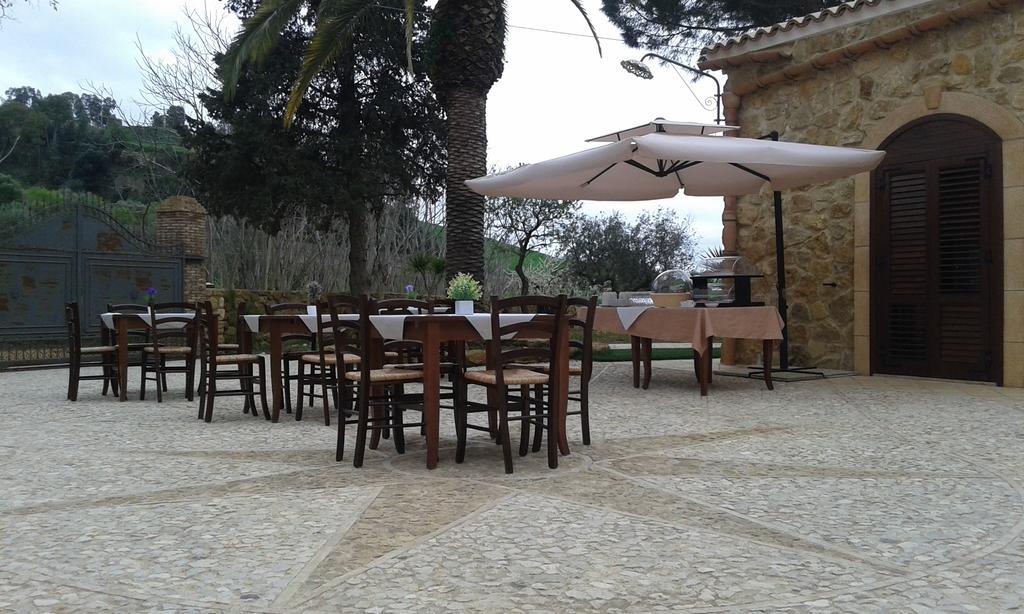 Agriturismo Feudo Muxarello Aragona Exterior foto